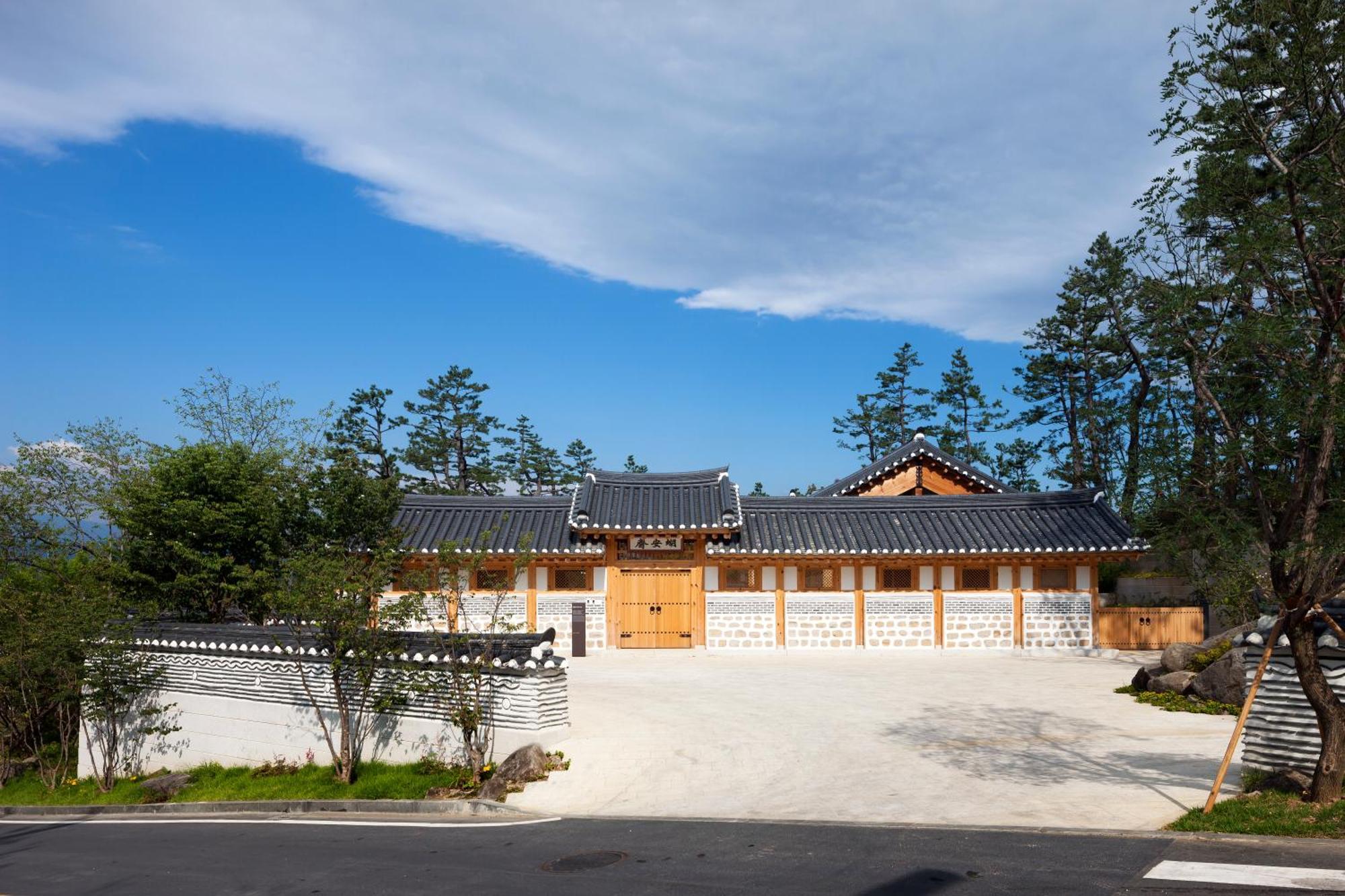 Seamarq Hotel Gangneung Zewnętrze zdjęcie